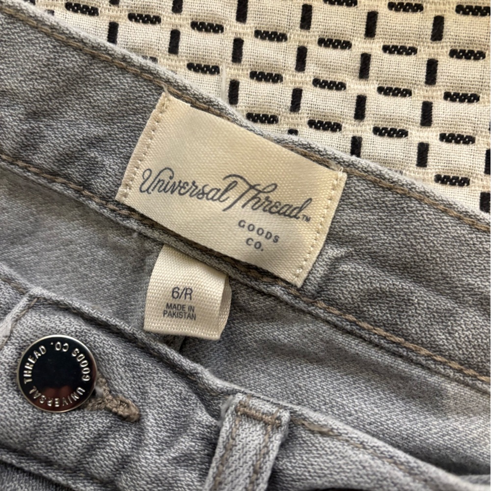 Barrel jeans in gray - Picture 4 of 6